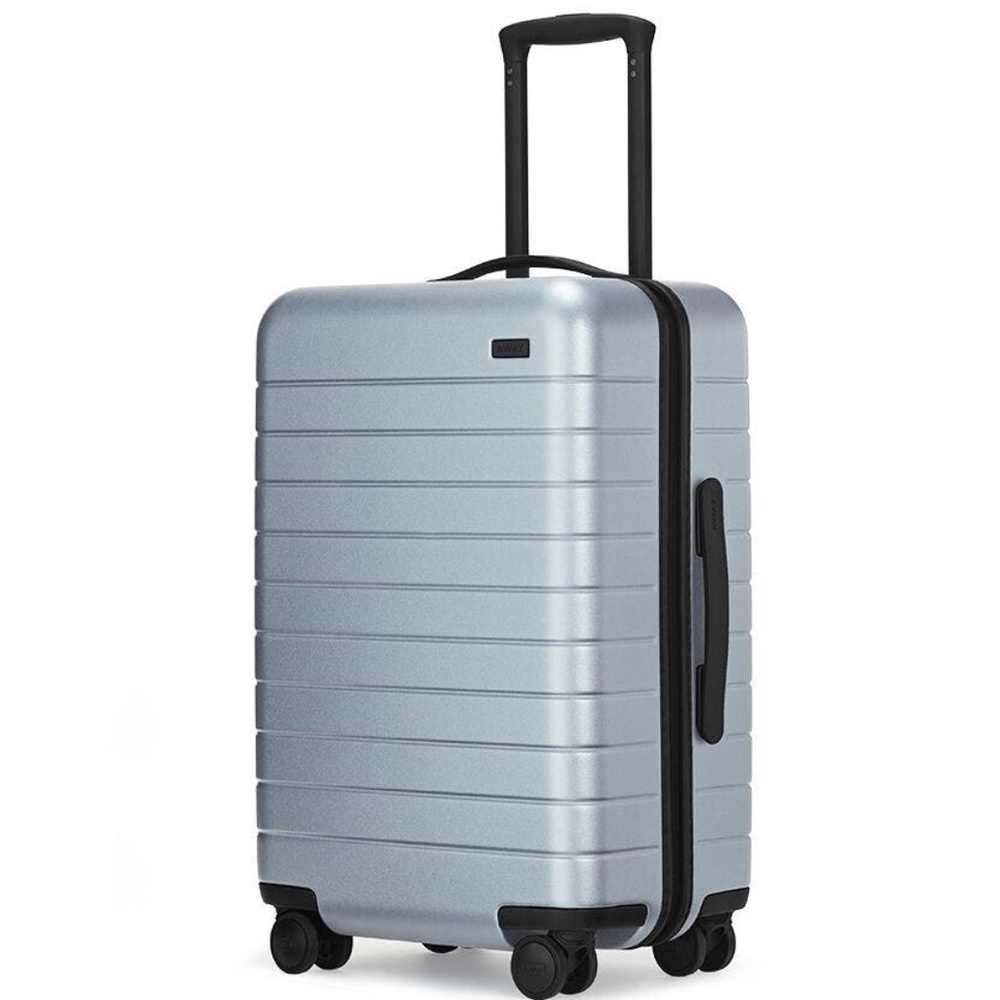 NWT Away Bigger Carry-on w battery in Moonstone